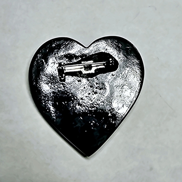 Cute retro 80s heart studded heart black with soft colors brooch - Picture 6 of 6